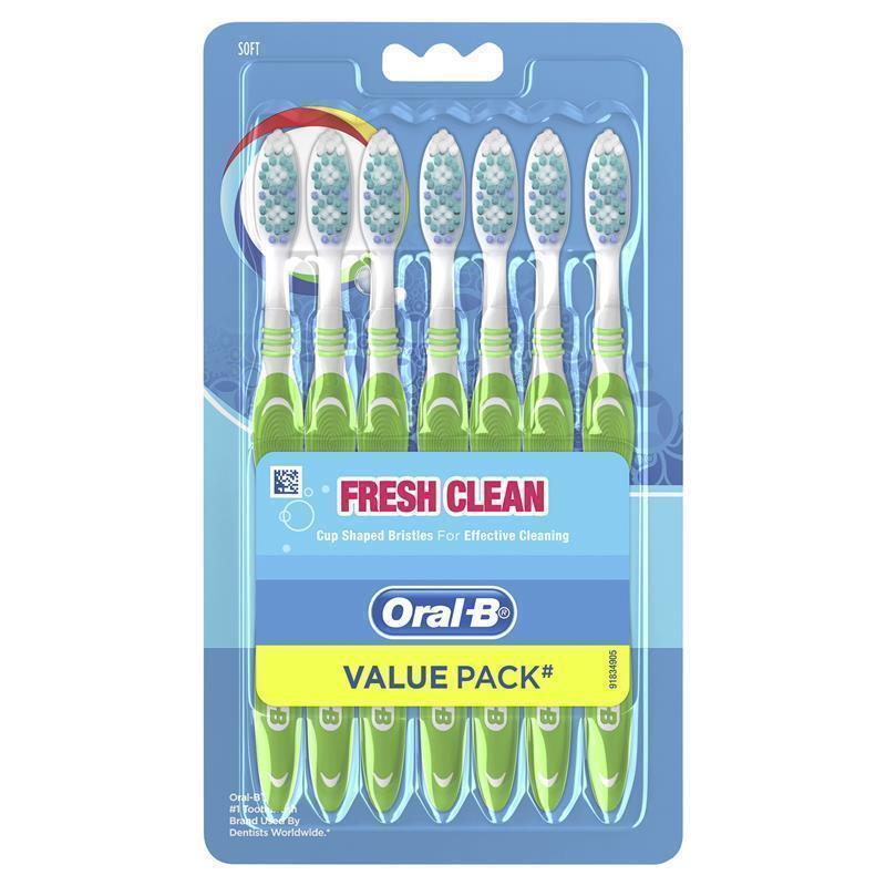 Load image into Gallery viewer, Oral B Toothbrush Fresh Clean Soft 7 Pack
