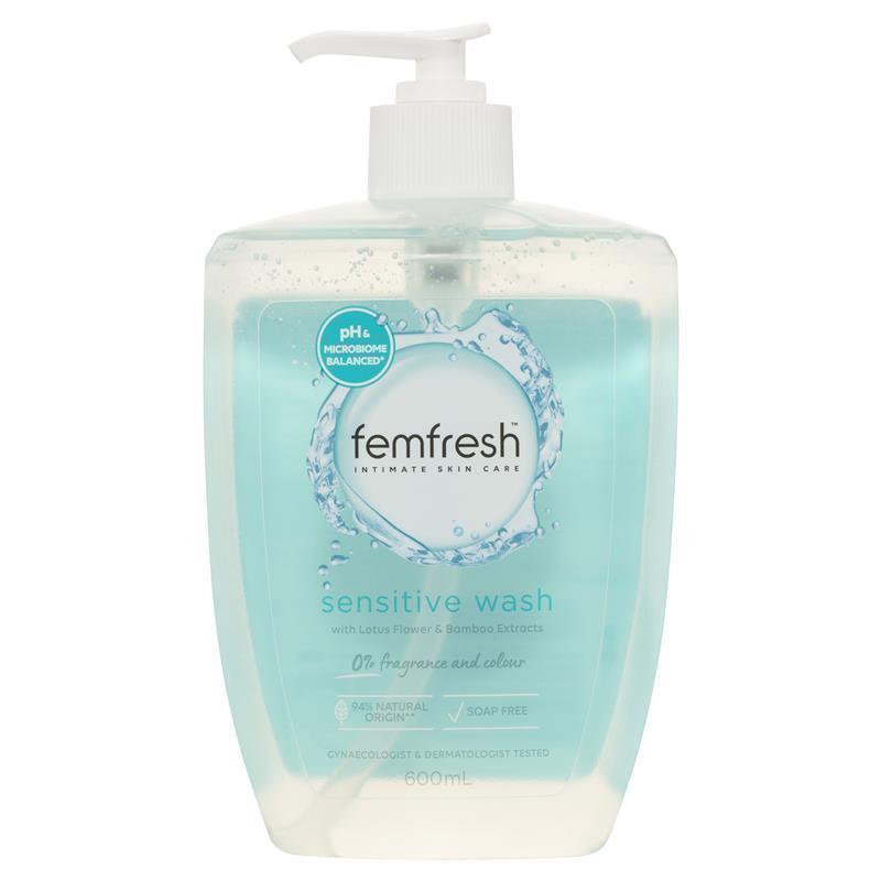 Load image into Gallery viewer, Femfresh Sensitive Wash 600ml
