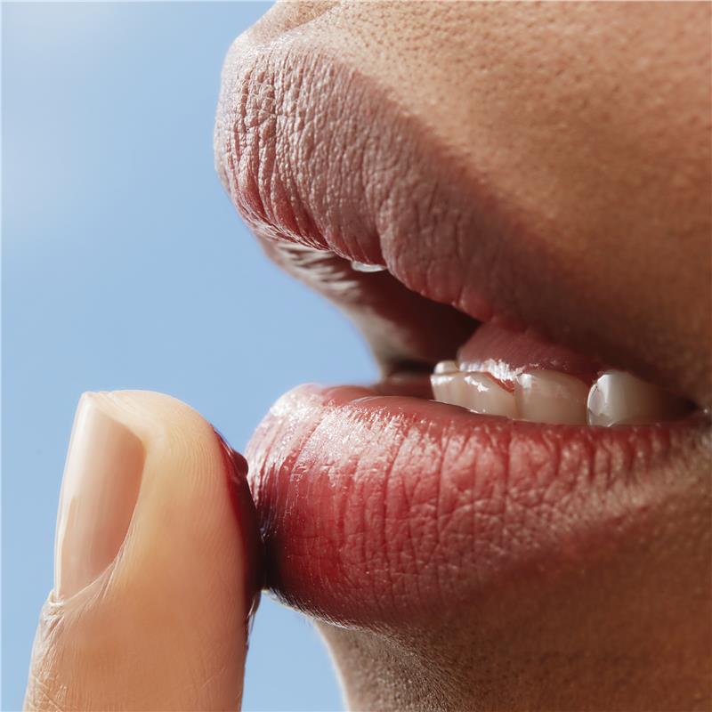 Load image into Gallery viewer, Covergirl Clean Fresh All Over Dewy Tint #200 Toasty Nude
