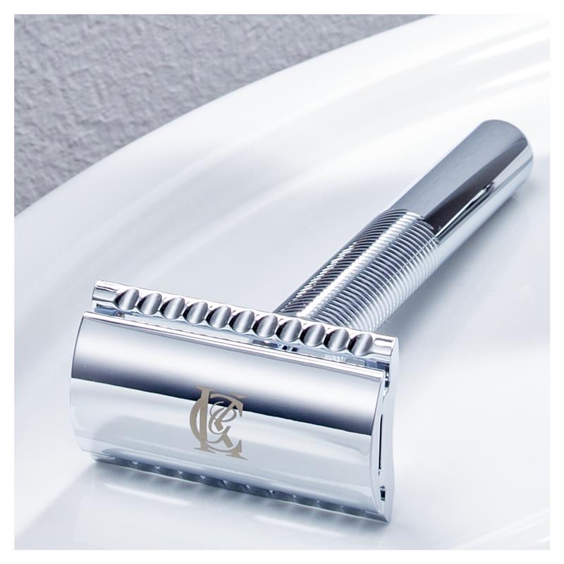 Load image into Gallery viewer, King C Gillette Double Edge Safety Razor + 5 Razor Blades
