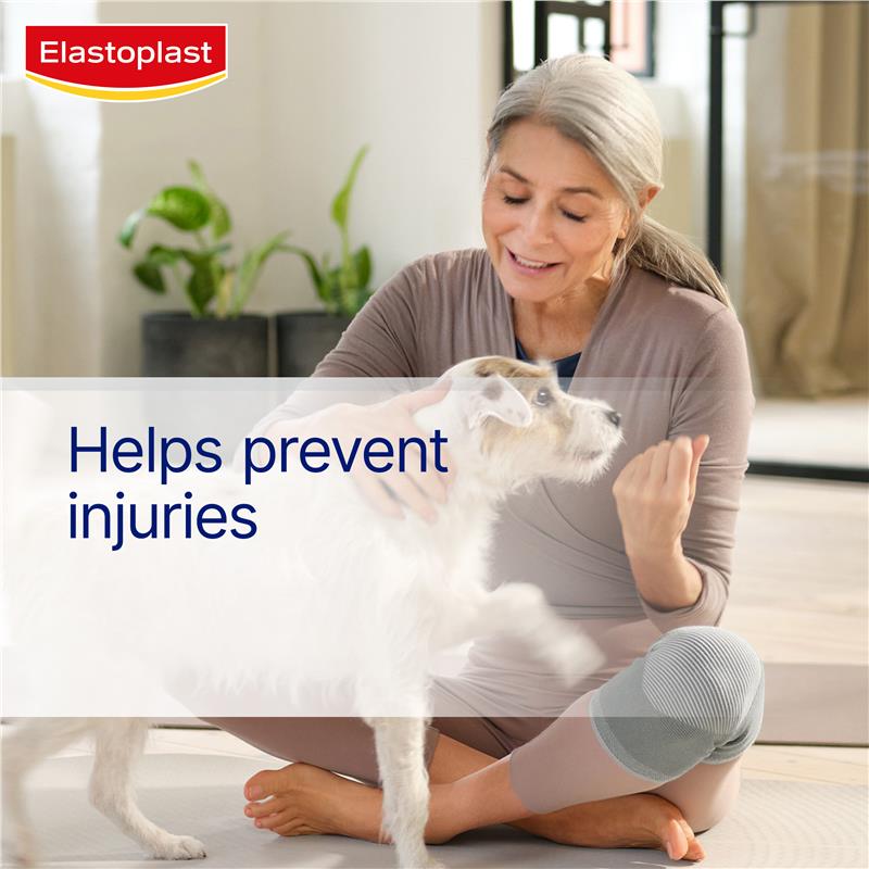 Load image into Gallery viewer, Elastoplast Comfort Knee Support S/M
