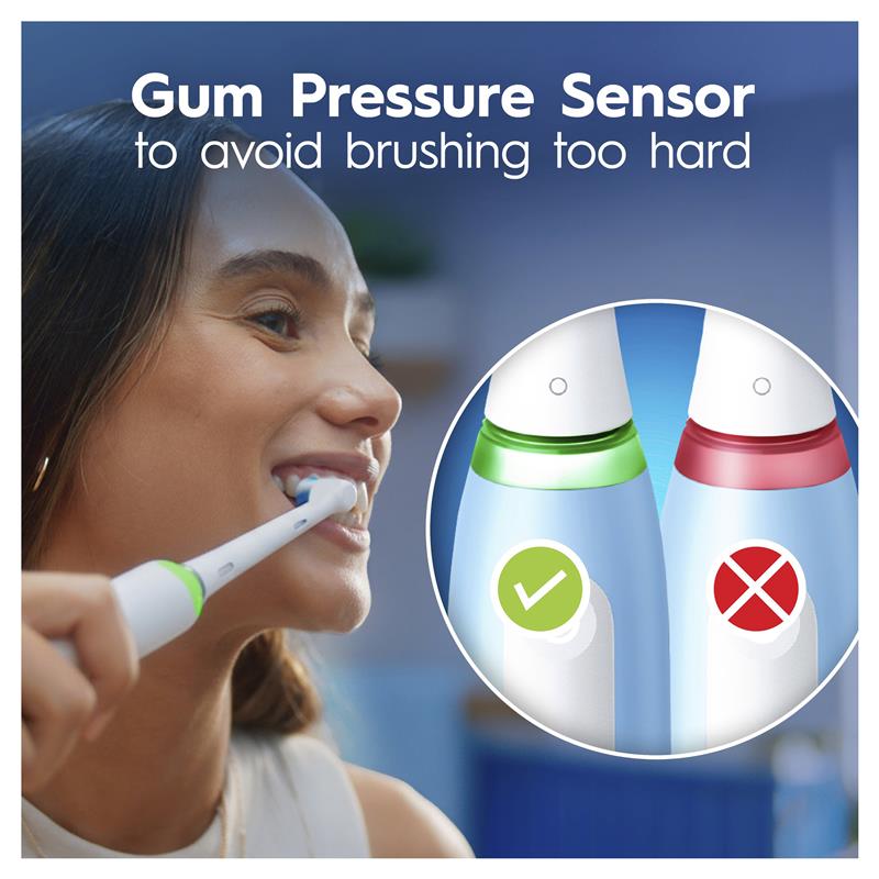 Load image into Gallery viewer, Oral B Power Toothbrush iO 3 Series Blue
