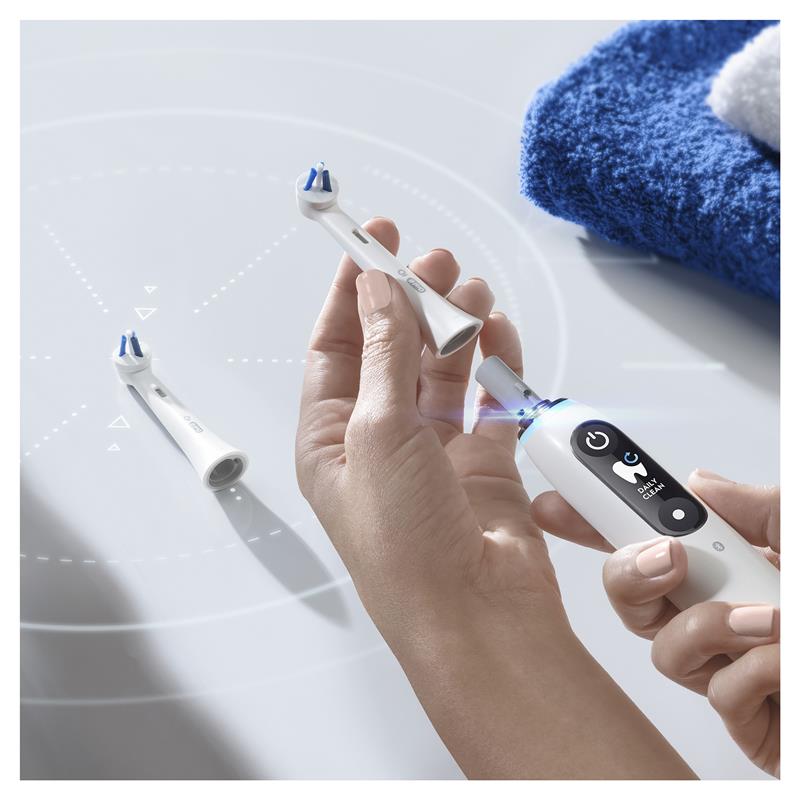 Load image into Gallery viewer, Oral B Power Toothbrush iO Specialised Clean Refills White 2 Pack
