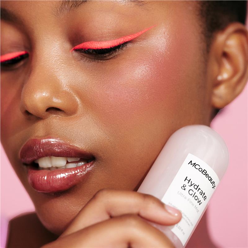 Load image into Gallery viewer, MCoBeauty Hydrate &amp; Glow Ultra-Fine Mist Watermelon
