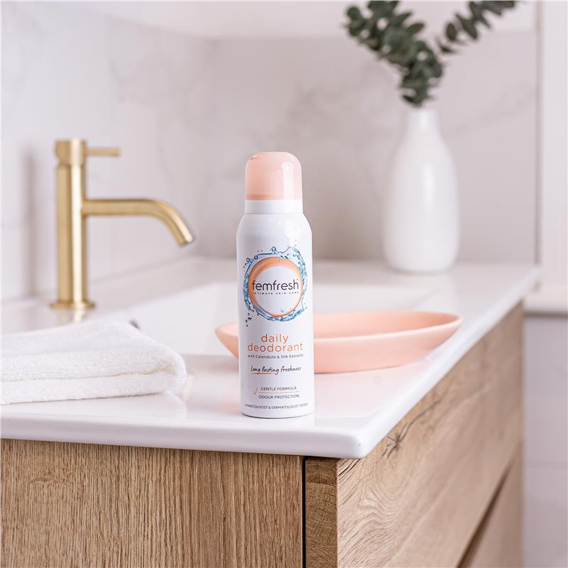 Load image into Gallery viewer, Femfresh Deodorant Spray 75g
