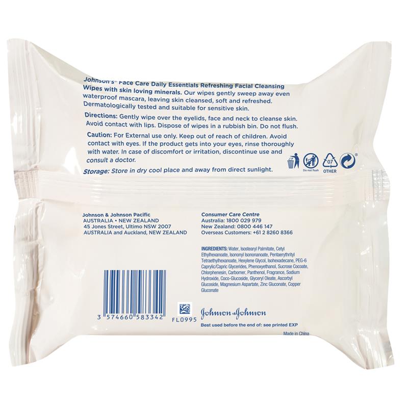 Load image into Gallery viewer, Johnson's Face Care Refreshing Facial Cleansing Wipes For Normal Skin 25 Pack
