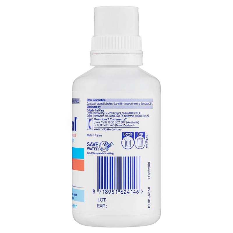Load image into Gallery viewer, Colgate Savacol Mouthwash Fresh Mint 300mL
