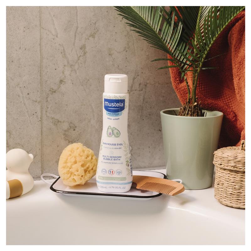 Load image into Gallery viewer, Mustela Multi-Sensory Bubble Bath 200ml
