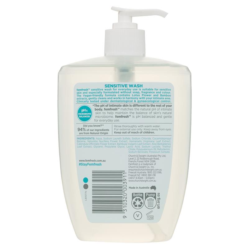 Load image into Gallery viewer, Femfresh Sensitive Wash 600ml
