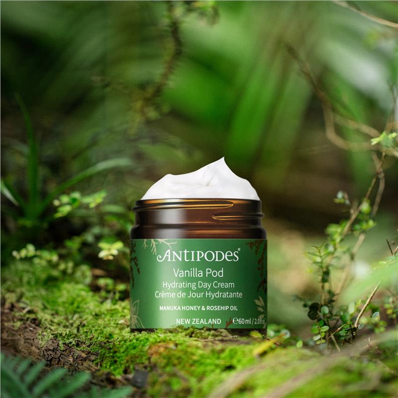 Load image into Gallery viewer, Antipodes Natural Vanilla Pod Day Cream 60ml
