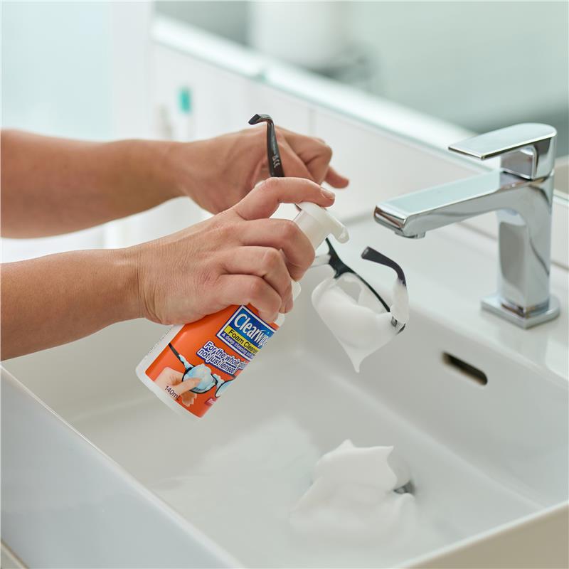 Load image into Gallery viewer, Clearwipe Foam Cleanser 140ml
