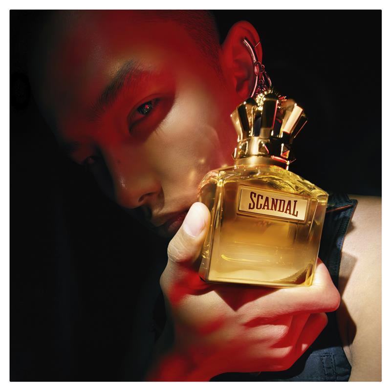 Load image into Gallery viewer, Jean Paul Gaultier Scandal Absolut Him Eau De Parfum 50ml
