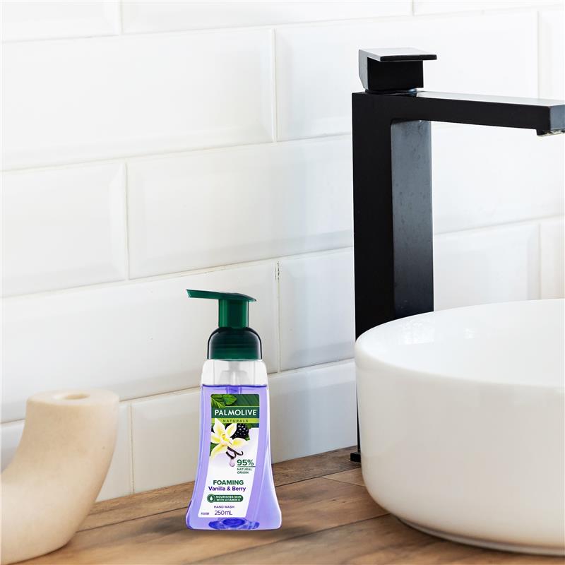 Load image into Gallery viewer, Palmolive Naturals Foaming Hand Wash Vanilla &amp; Berry 250ml
