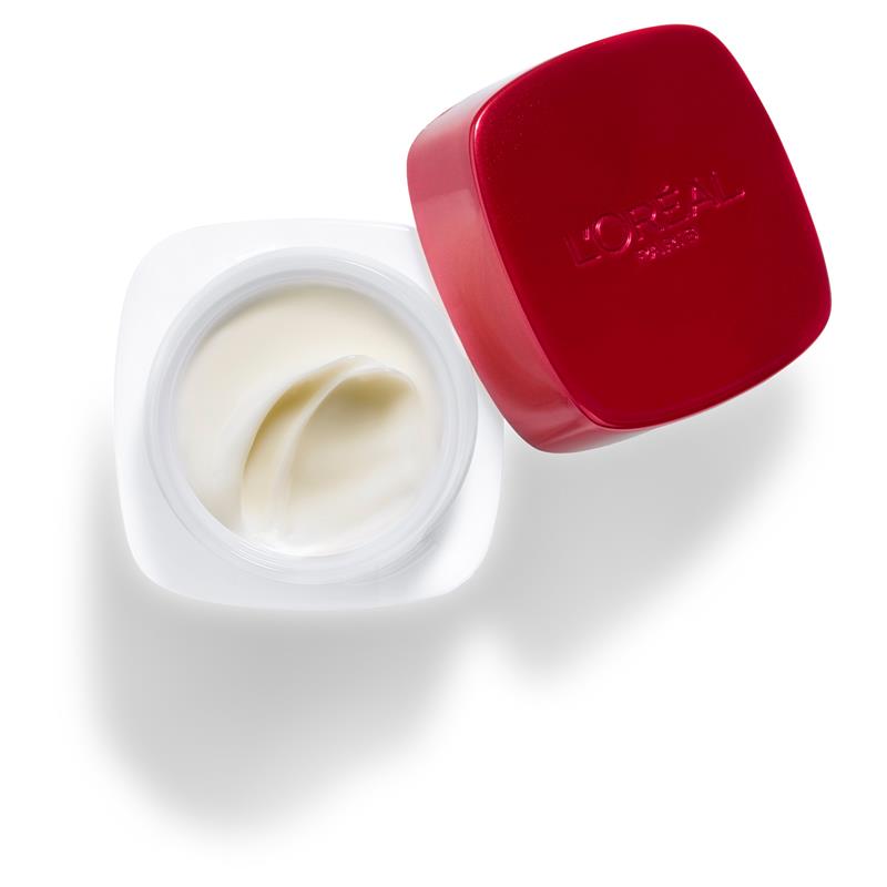 Load image into Gallery viewer, L'Oreal Paris Revitalift Hydrating Eye Cream 15ml
