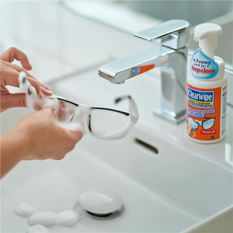 Load image into Gallery viewer, Clearwipe Foam Cleanser 140ml
