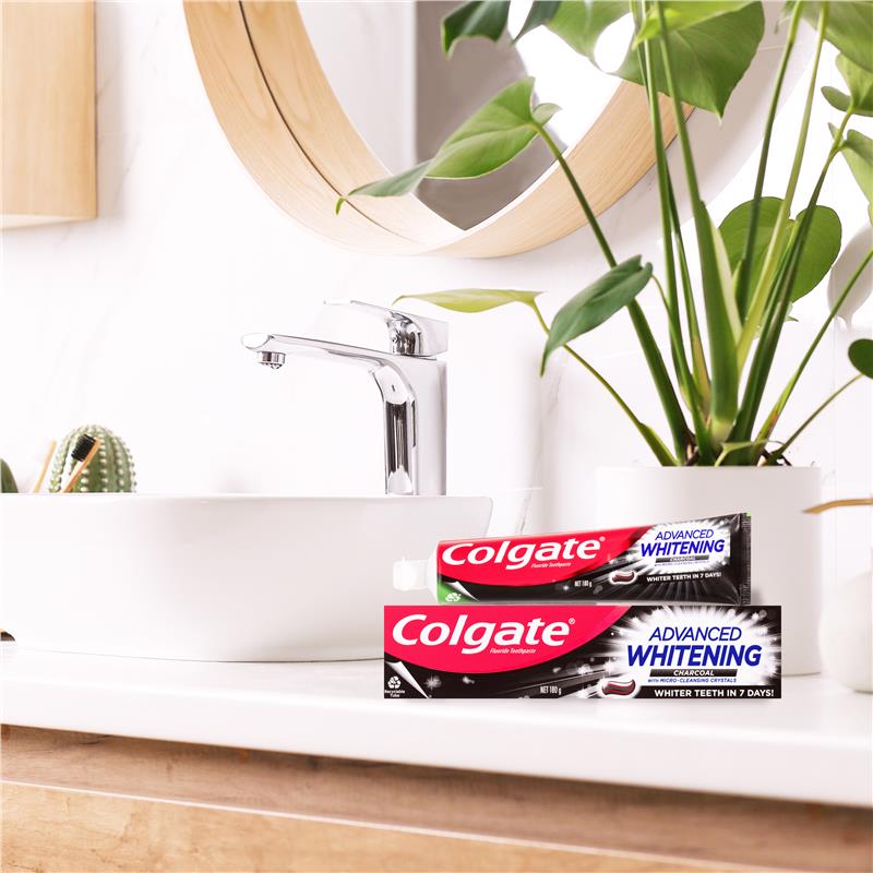Load image into Gallery viewer, Colgate Toothpaste Advanced Whitening Charcoal 180g
