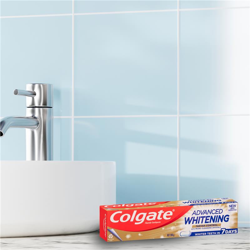 Load image into Gallery viewer, Colgate Toothpaste Whitening + Tartar 200g
