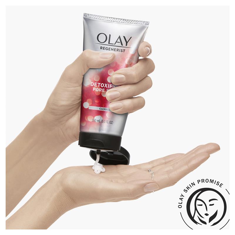 Load image into Gallery viewer, Olay Regenerist Detoxifying Pore Scrub 150ml
