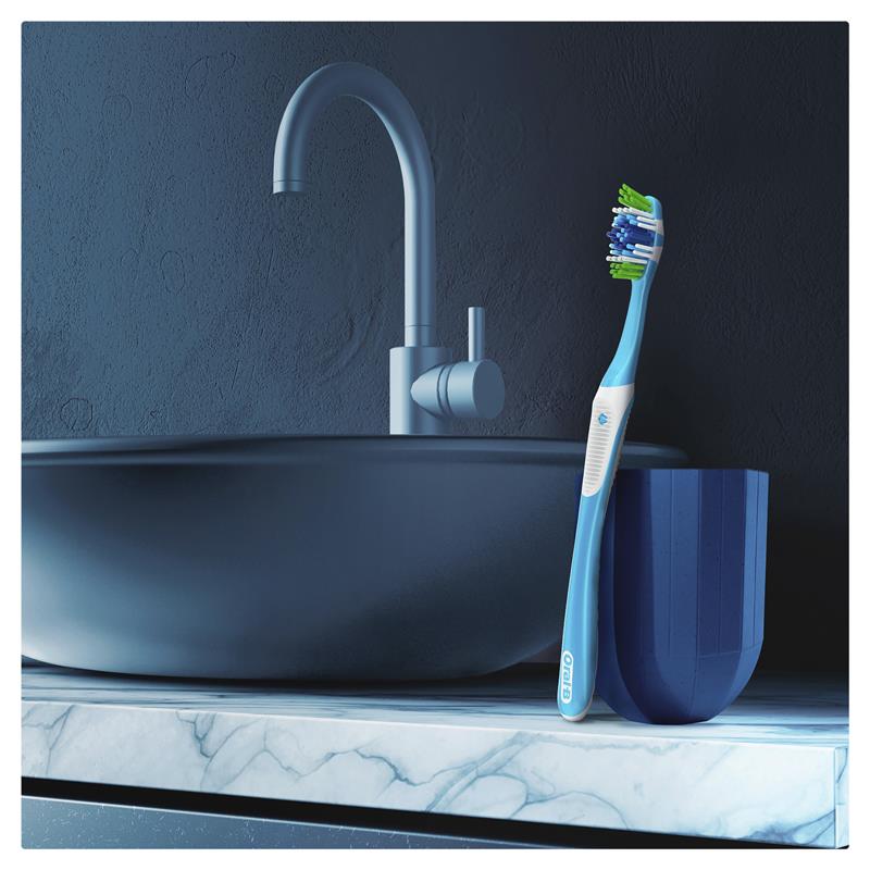 Load image into Gallery viewer, Oral B Toothbrush Complete 5 Way Clean Medium 3 Pack
