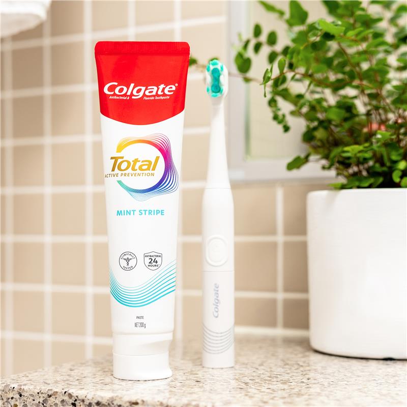 Load image into Gallery viewer, Colgate Toothpaste Total Active Prevention Mint Stripe 115g
