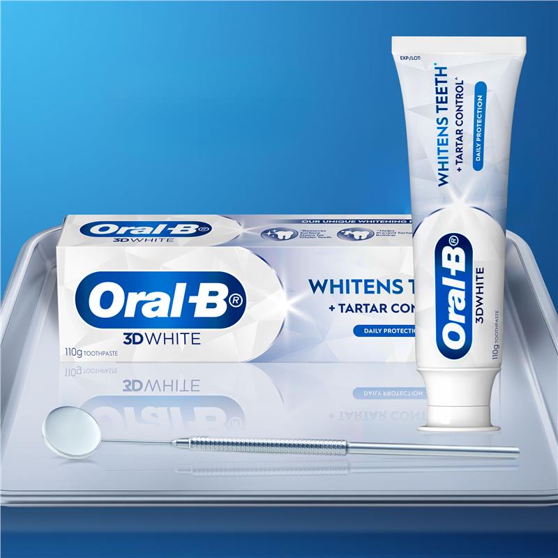 Load image into Gallery viewer, Oral B Toothpaste 3D White Strengthen Enamel 110g
