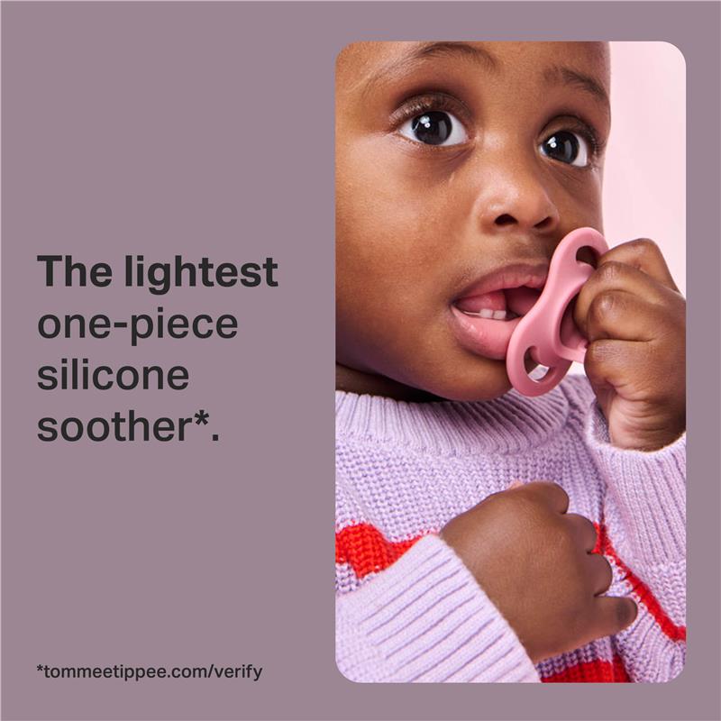 Load image into Gallery viewer, Tommee Tippee Ultralight Soother Day 18-36 Months 2 Pack
