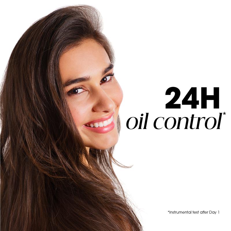 Load image into Gallery viewer, Klorane Dry Shampoo With Nettle &amp; Vitamin E Dark Hair 150ml
