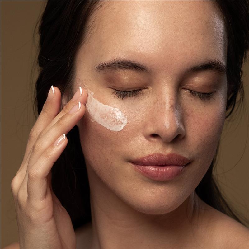 Load image into Gallery viewer, Antipodes Natural Vanilla Pod Day Cream 60ml
