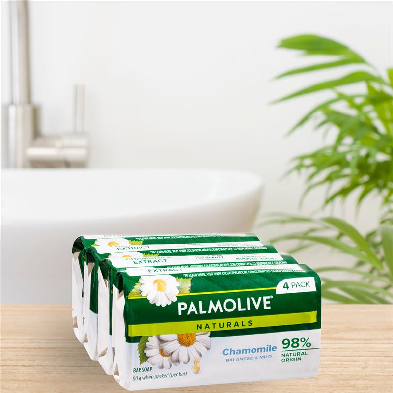 Load image into Gallery viewer, Palmolive Naturals Balanced &amp; Mild Bar Soap Chamomile Extracts 4 x 90g
