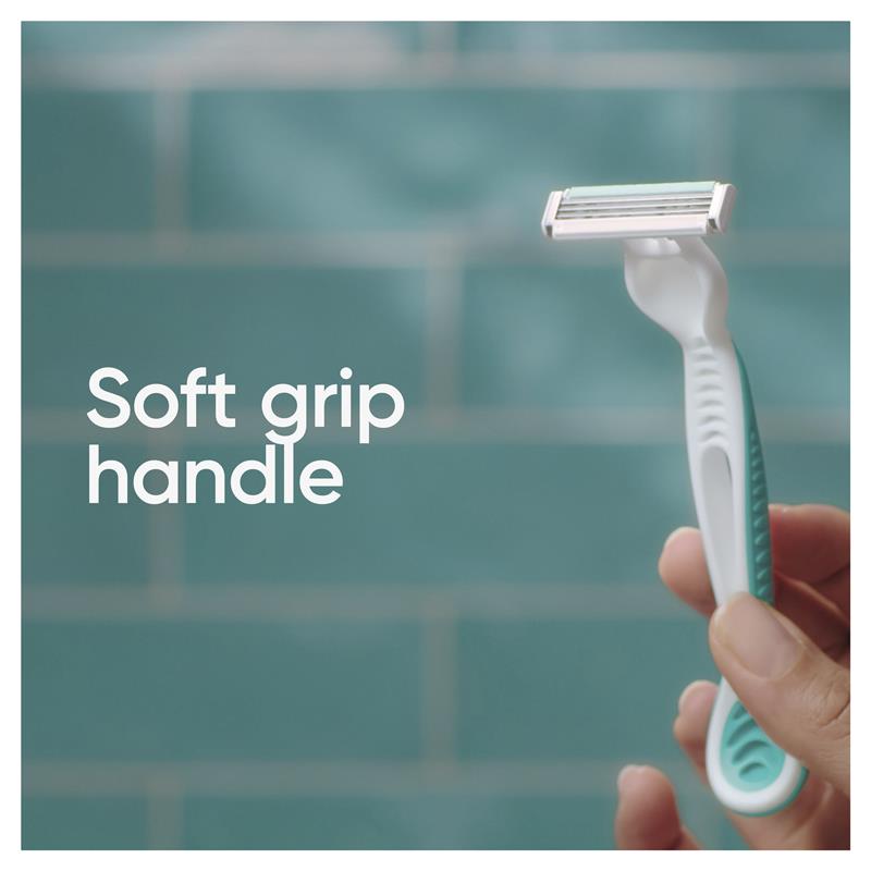 Load image into Gallery viewer, Gillette Venus Daisy3 Pro Sensitive Disposable Razors 4 Pack
