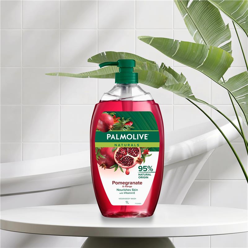 Load image into Gallery viewer, Palmolive Naturals Body Wash Pomegranate &amp; Mango 1L
