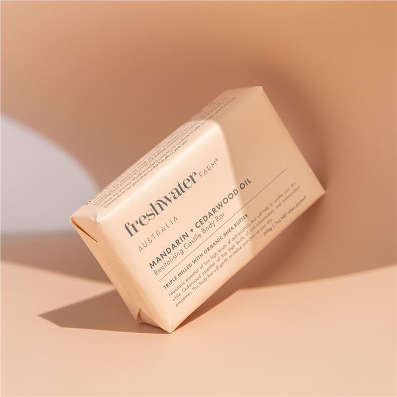 Load image into Gallery viewer, Freshwater Farm Australia Mandarin + Cedarwood Oil Revitalising Body Bar 200g
