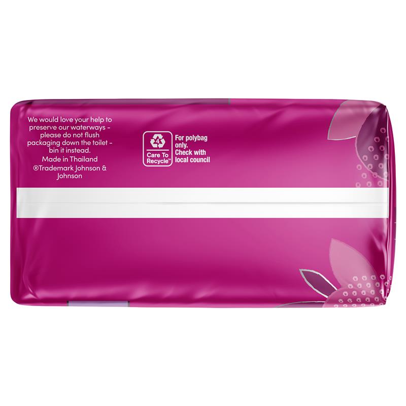 Load image into Gallery viewer, Carefree Original Shower Fresh Scented Panty Liners 30 Pack
