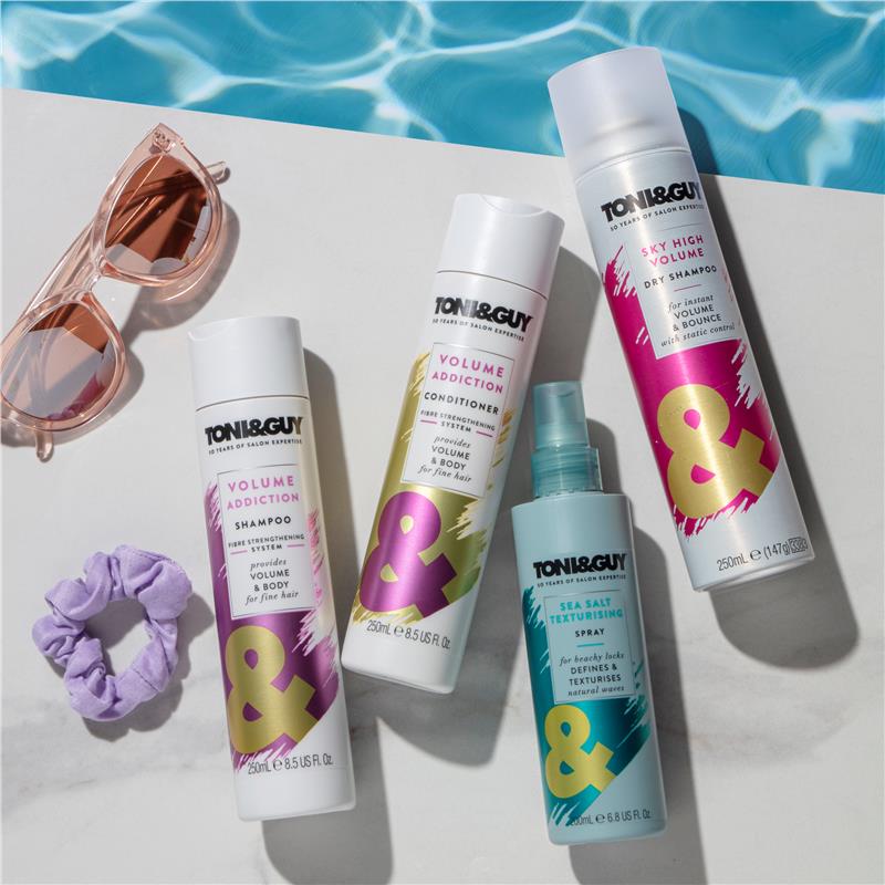 Load image into Gallery viewer, Toni &amp; Guy Glamour Sky High Dry Shampoo 250ml

