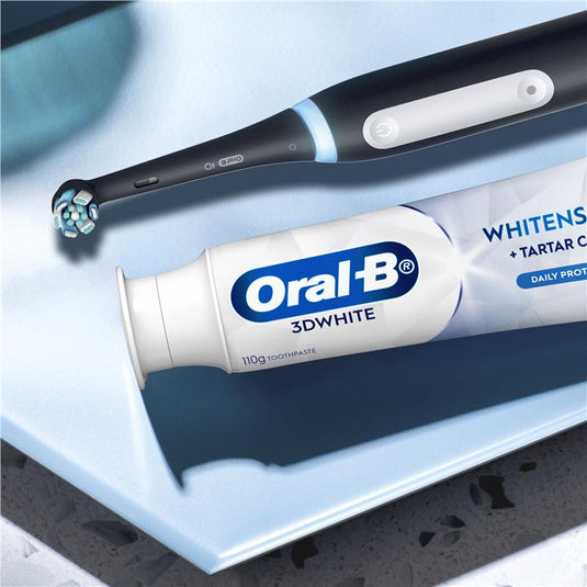 Oral B Toothpaste 3D White Strengthen Enamel 110g