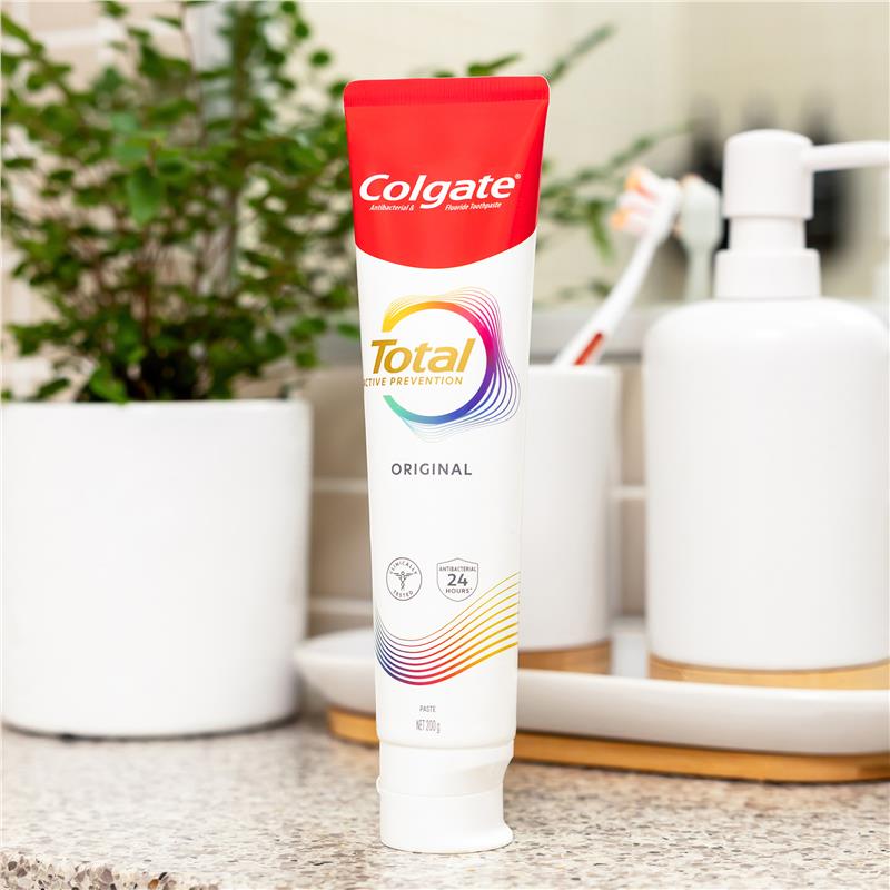 Load image into Gallery viewer, Colgate Toothpaste Total Active Prevention Original 200g
