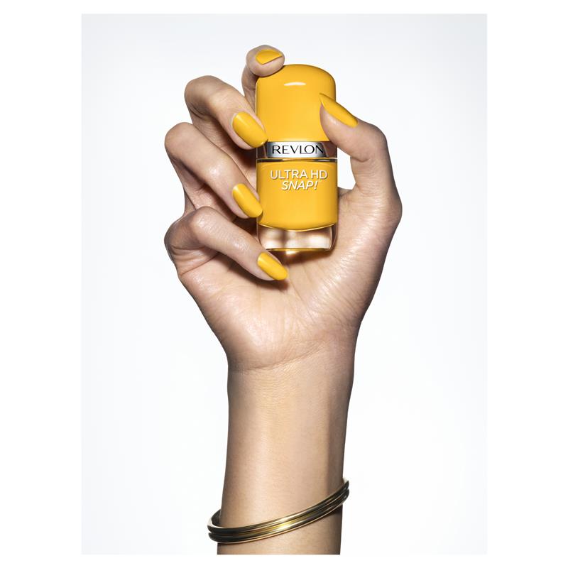 Load image into Gallery viewer, Revlon Ultra HD Snap Nail Polish Marigold
