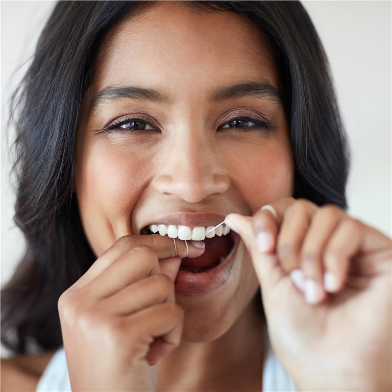 Load image into Gallery viewer, Colgate Total Waxed Dental Floss 50m
