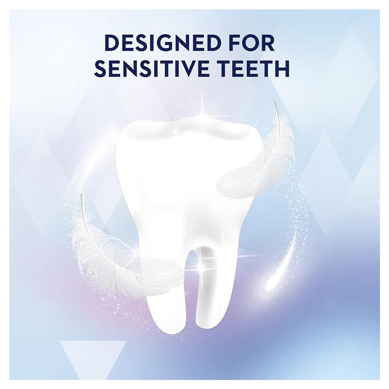 Load image into Gallery viewer, Oral B 3D White Whitening Strips Sensitive 14 Pack

