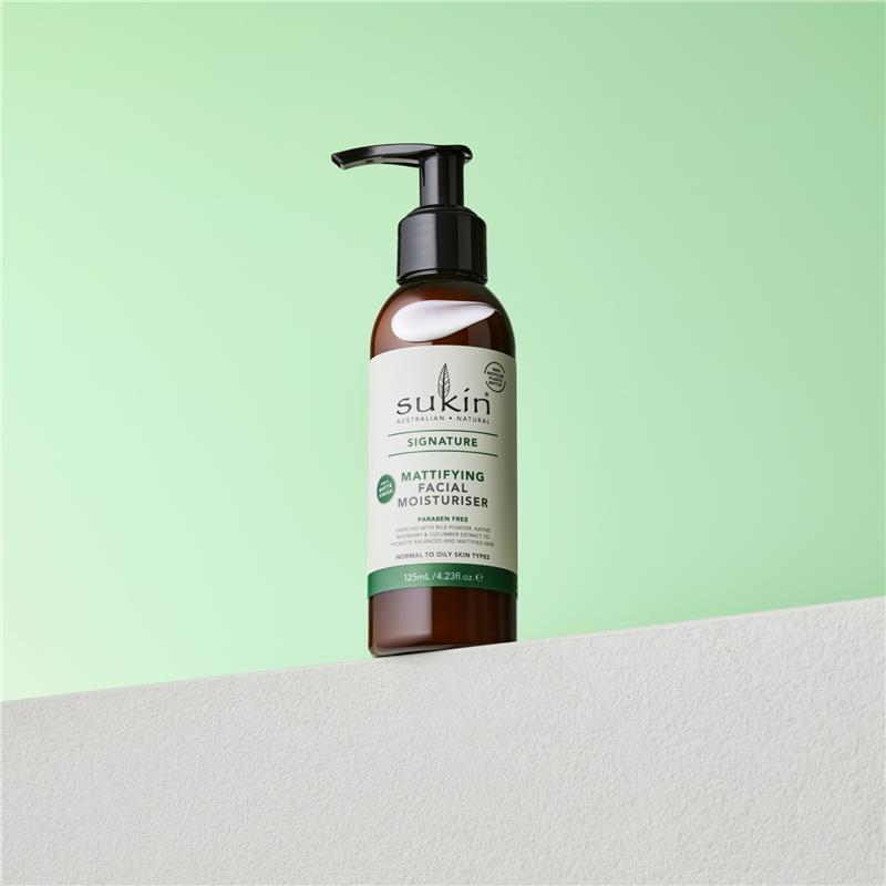 Load image into Gallery viewer, Sukin Signature Mattifying Facial Moisturiser 125ml
