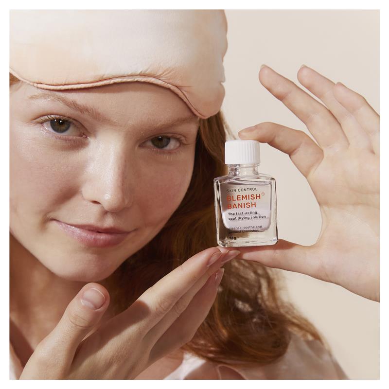 Load image into Gallery viewer, Skin Control Blemish Banish 14g
