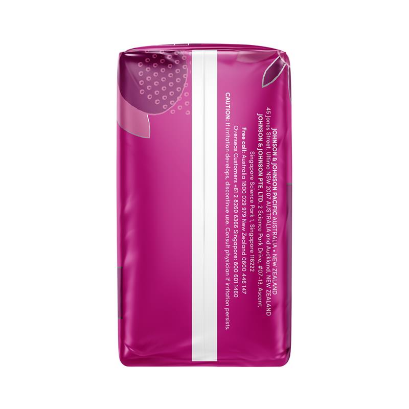 Load image into Gallery viewer, Carefree Original Unscented Panty Liners 30 Pack
