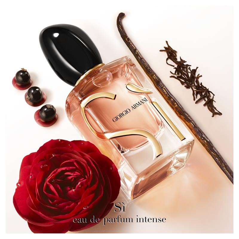 Load image into Gallery viewer, Giorgio Armani Si Intense Eau de Parfum 50ml Refillable
