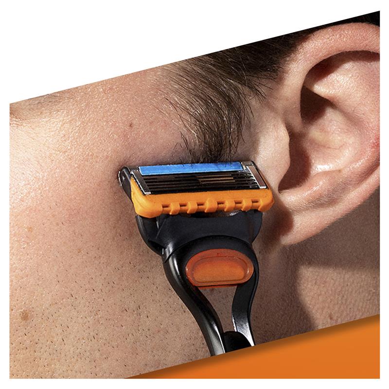 Load image into Gallery viewer, Gillette Fusion Manual Razor + 4 Blade Refills Starter Kit
