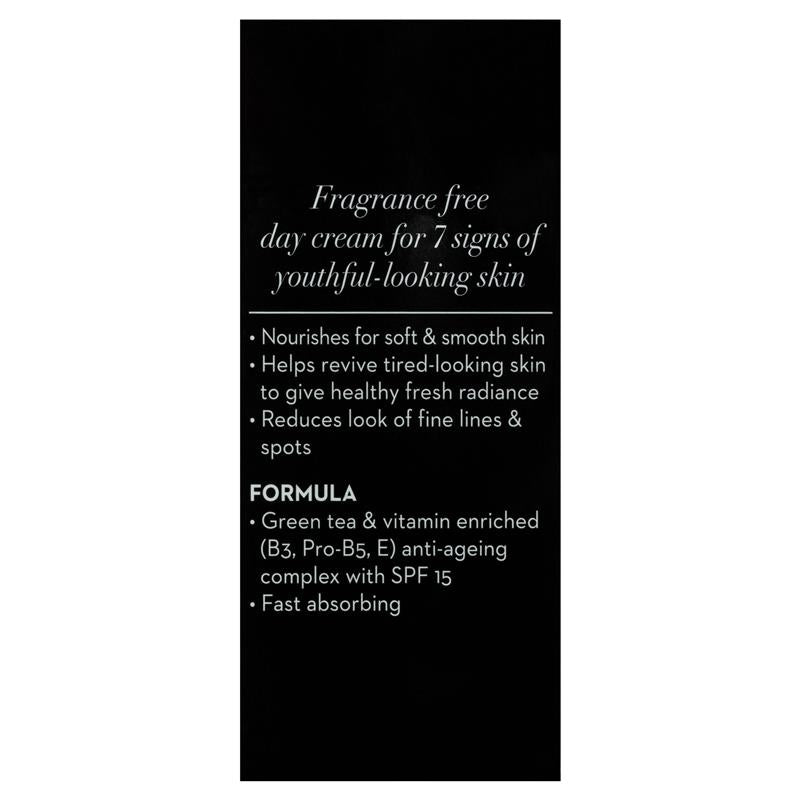 Load image into Gallery viewer, Olay Total Effects 7 in One Day Face Cream Gentle SPF 15 50g

