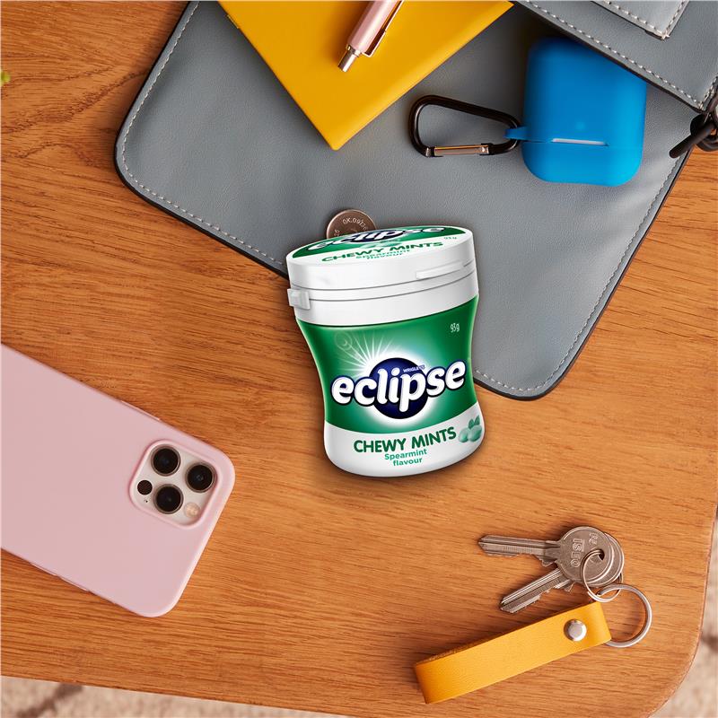 Load image into Gallery viewer, Eclipse Spearmint Chewy Mints 46 Piece Bottle
