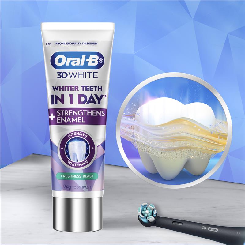 Load image into Gallery viewer, Oral B Toothpaste 3D White Intensive Whitening Freshness Blast 94g
