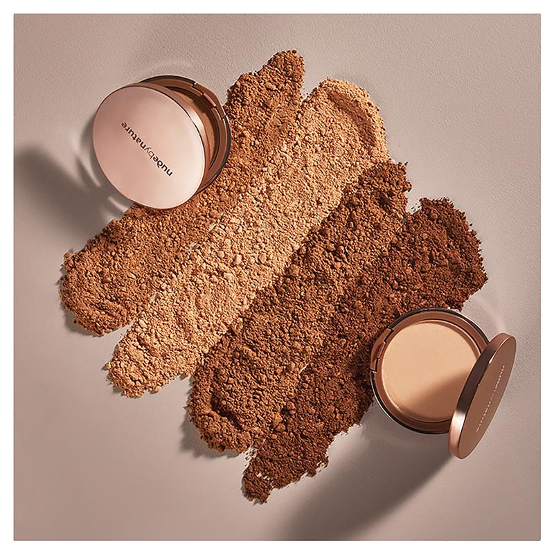 Load image into Gallery viewer, Nude by Nature Flawless Pressed Powder Foundation C3 Light /Medium
