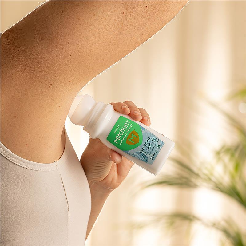 Load image into Gallery viewer, Mitchum for Women Natural Power Coconut Roll On 100ml
