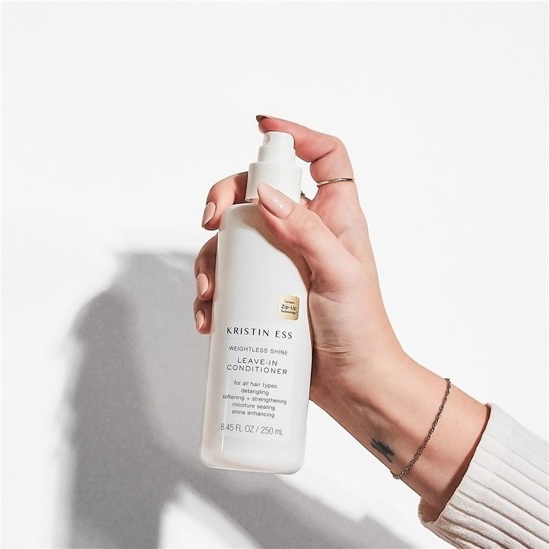 Load image into Gallery viewer, Kristin Ess Weightless Shine Leave In Conditioner 250ml
